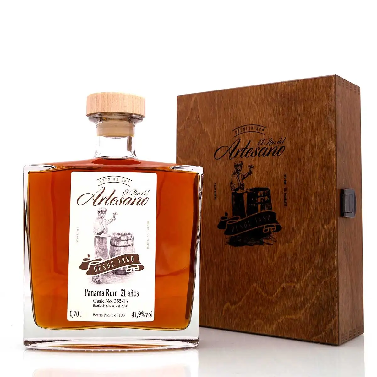 Bottle of El Ron del Artesano Panama Rum 21 Años 1999