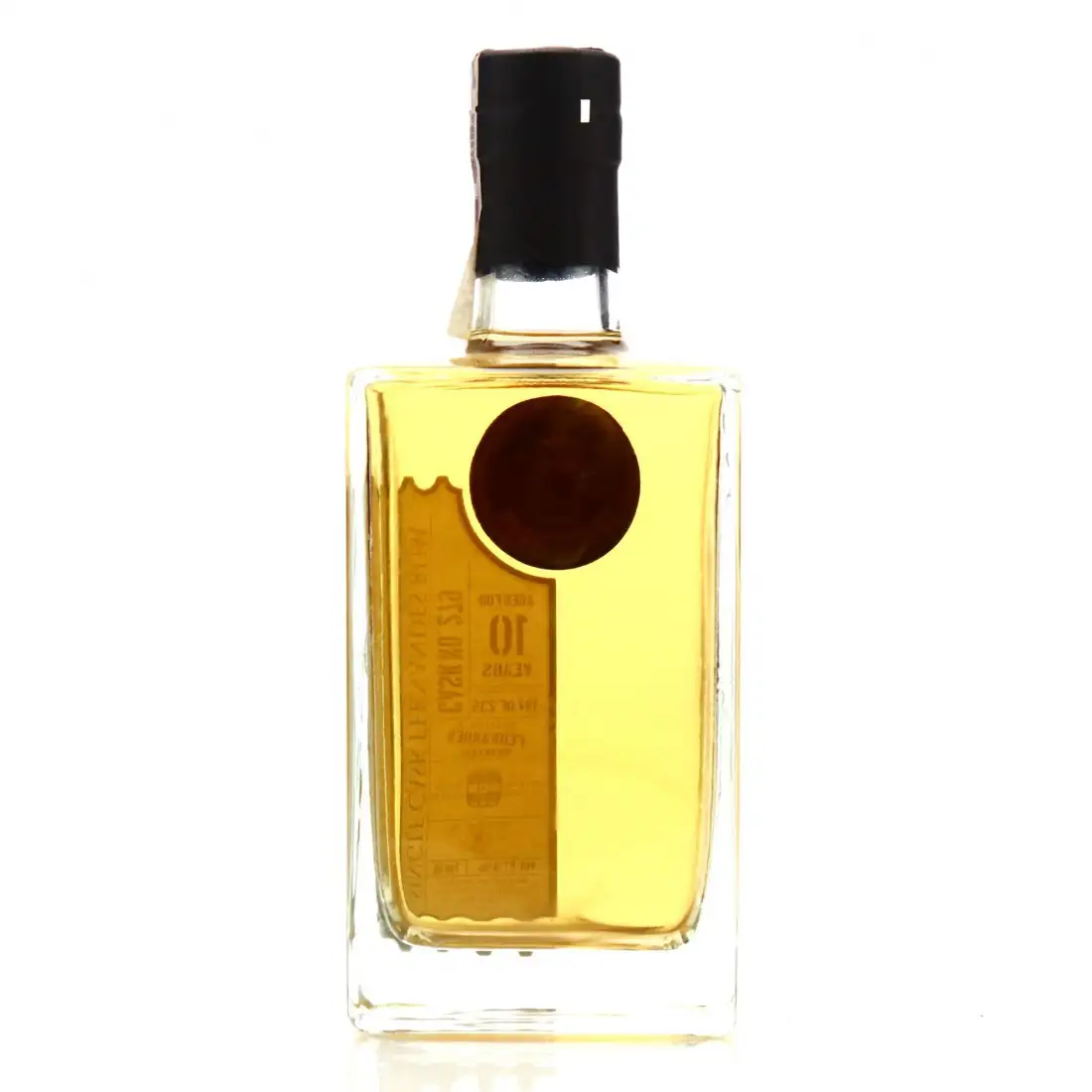 High resolution image of Glass Revolution Imports Fernandes The Single Cask Fernandes Rum 2009