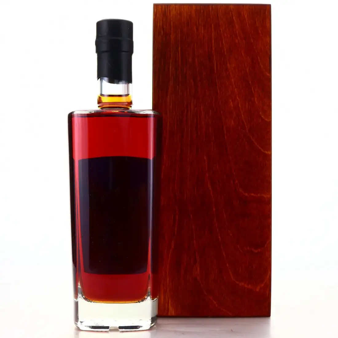 Hochauflösendes Bild von The Warehouse Rum Enmore Guyana 1988