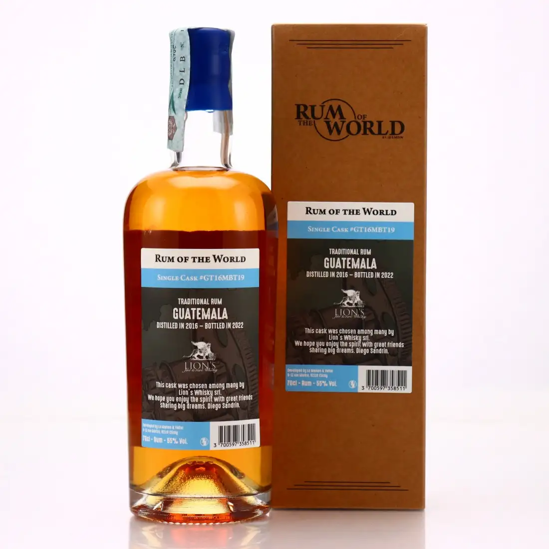 High resolution image of Fine Spirits Rum of the World Lion's Fine &amp; Rare Whisky 2016