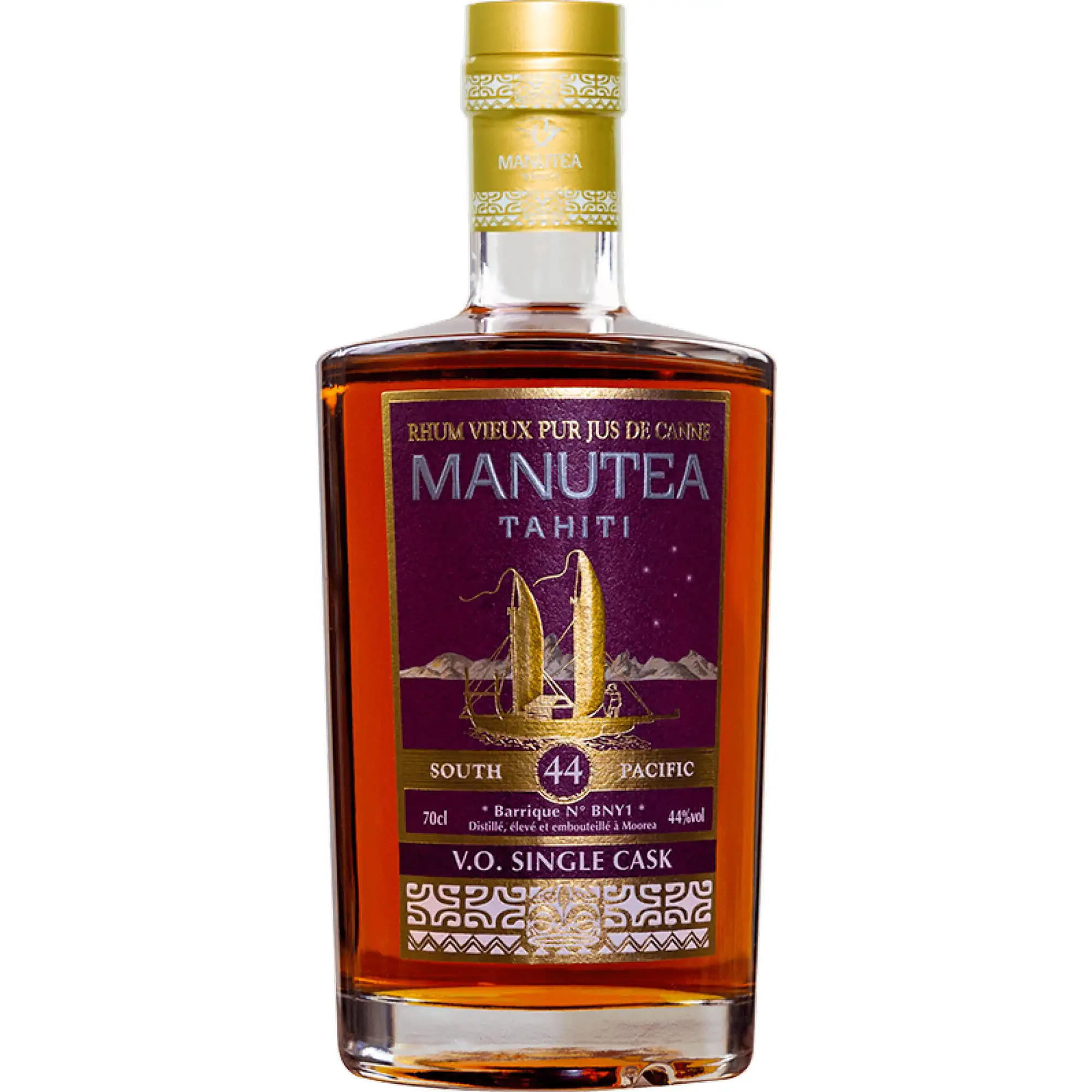 Bottle of Manutea Rhum vieux Single cask Banyuls
