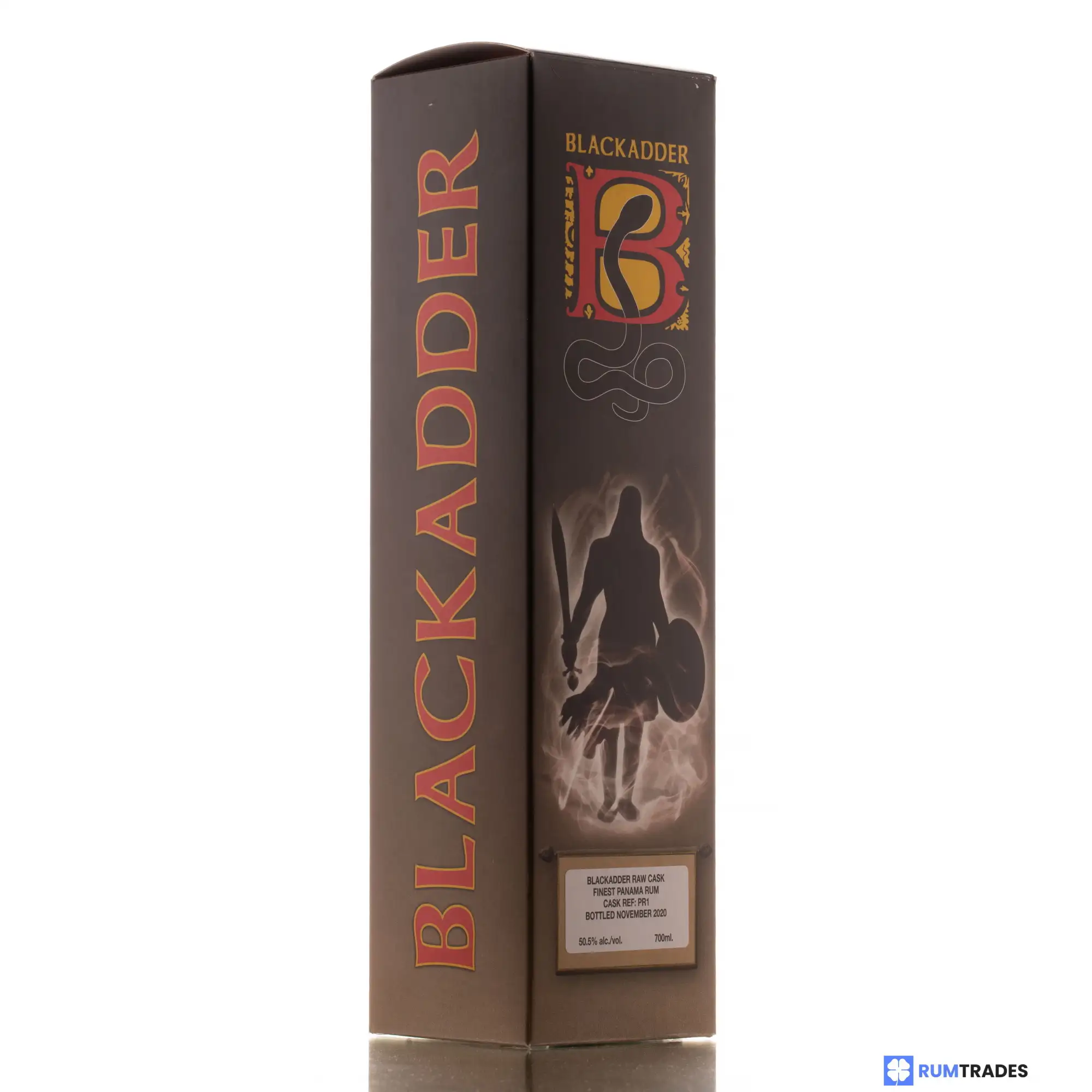 Image haute résolution de Blackadder Raw Cask Rum Finest Panama Rum 2005