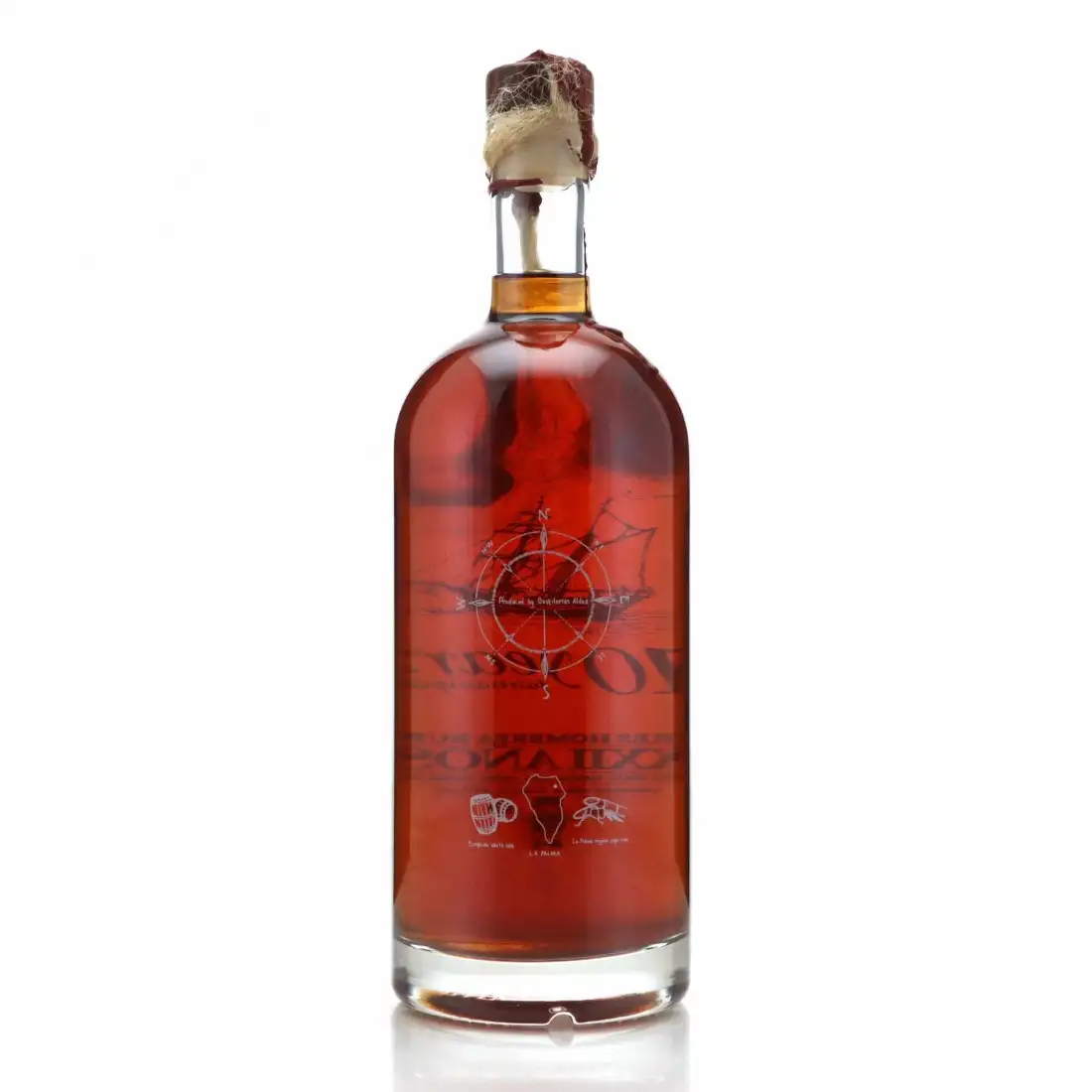 High resolution image of Tres Hombres Ron Aldea XXII Años (10th Anniversary)