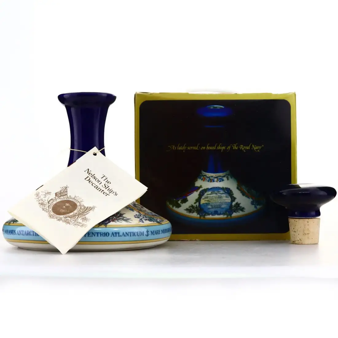 Hochauflösendes Bild von Pusser‘s Rum Nelson’s Ship‘s Decanter