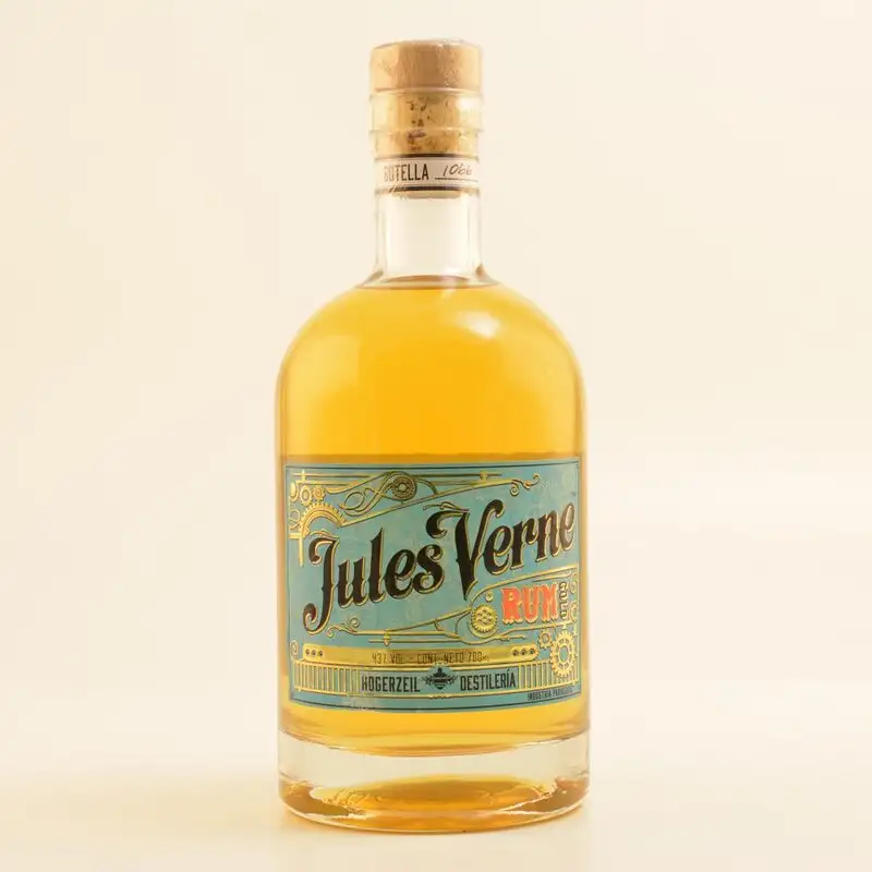Bottle of Hogerzeil Jules Verne Rum Gold
