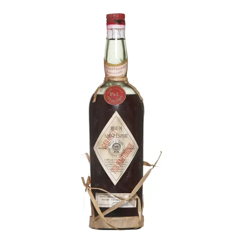 Bottle of Saint Esprit Pur Martinique bottled in the 1920s