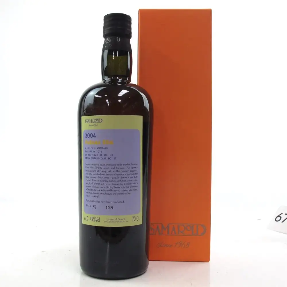 High resolution image of Samaroli Panama Rum 2004