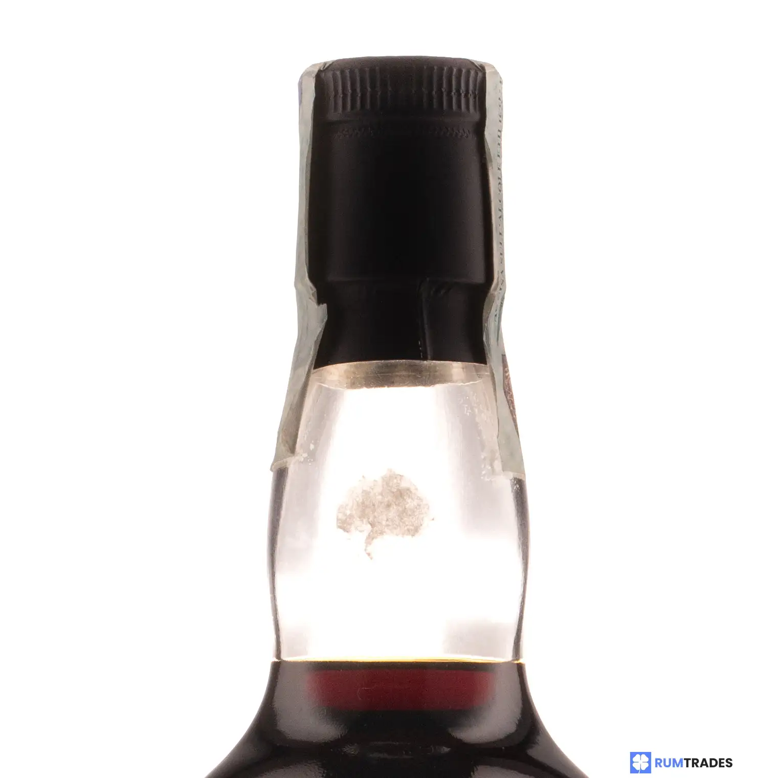 High resolution image of Gordon &amp; MacPhail Demerara Rum 1971