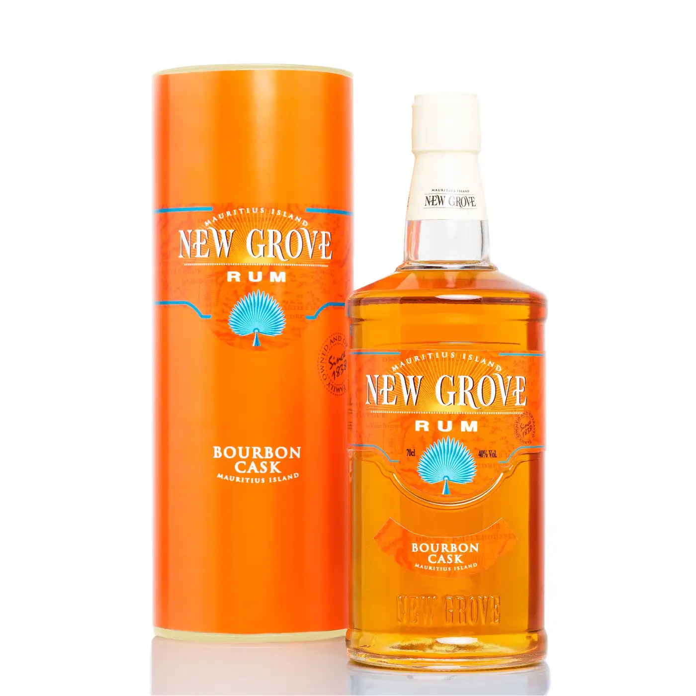 Bottle of Grays New Grove Bourbon Cask Rum