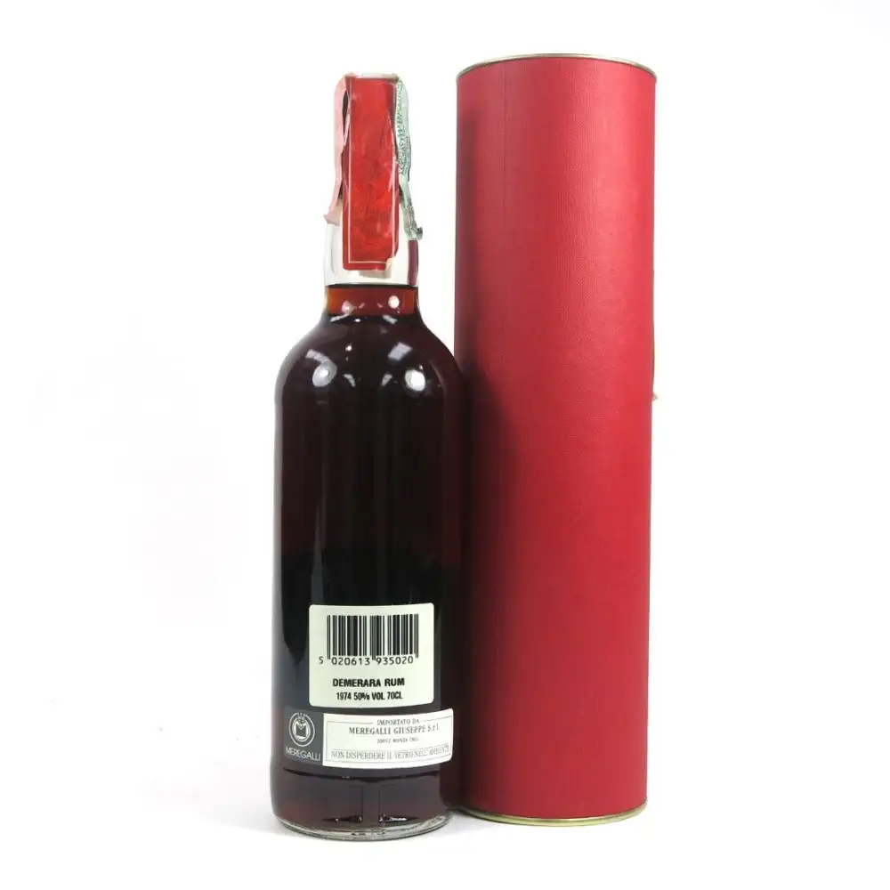 Image haute résolution de Gordon &amp; MacPhail Demerara Rum 1974