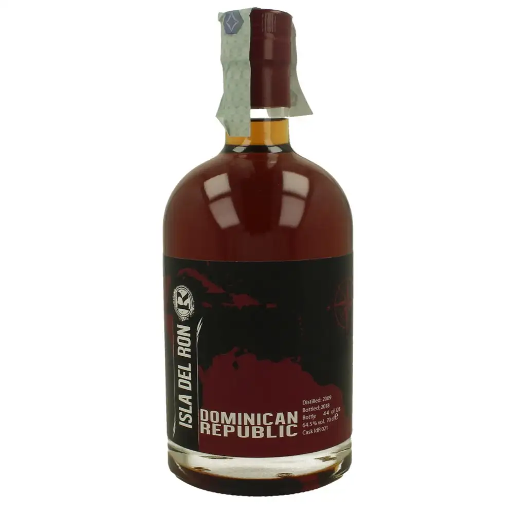 Bottle of Isla del Ron 2009