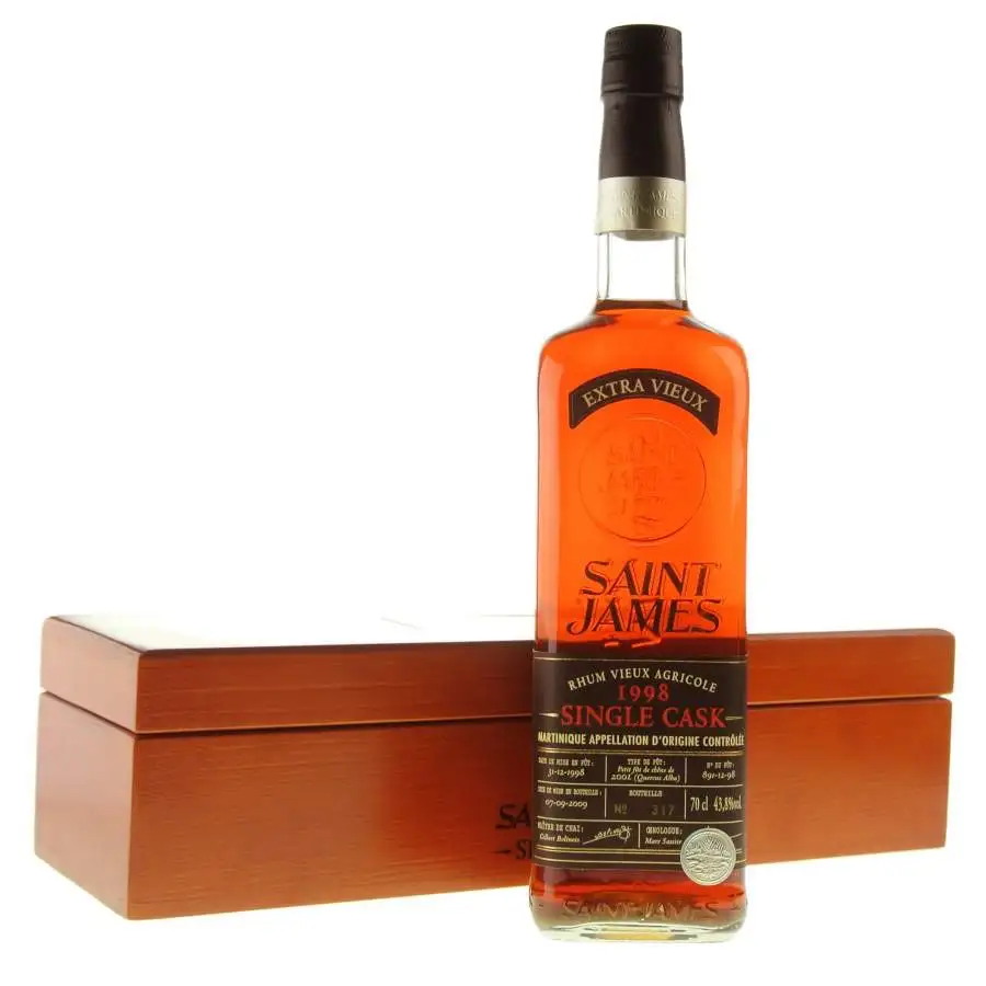 High resolution image of Saint James Single Cask 1998