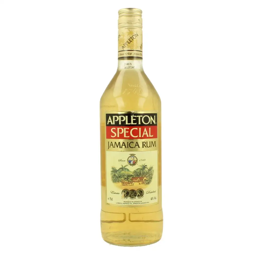 Bottle of Appleton Special Gold Jamaica Rum