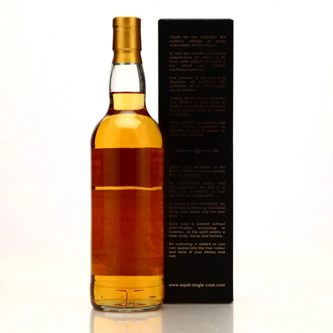 Hochauflösendes Bild von Whisky & Rhum Clarendon L‘Esprit 2004