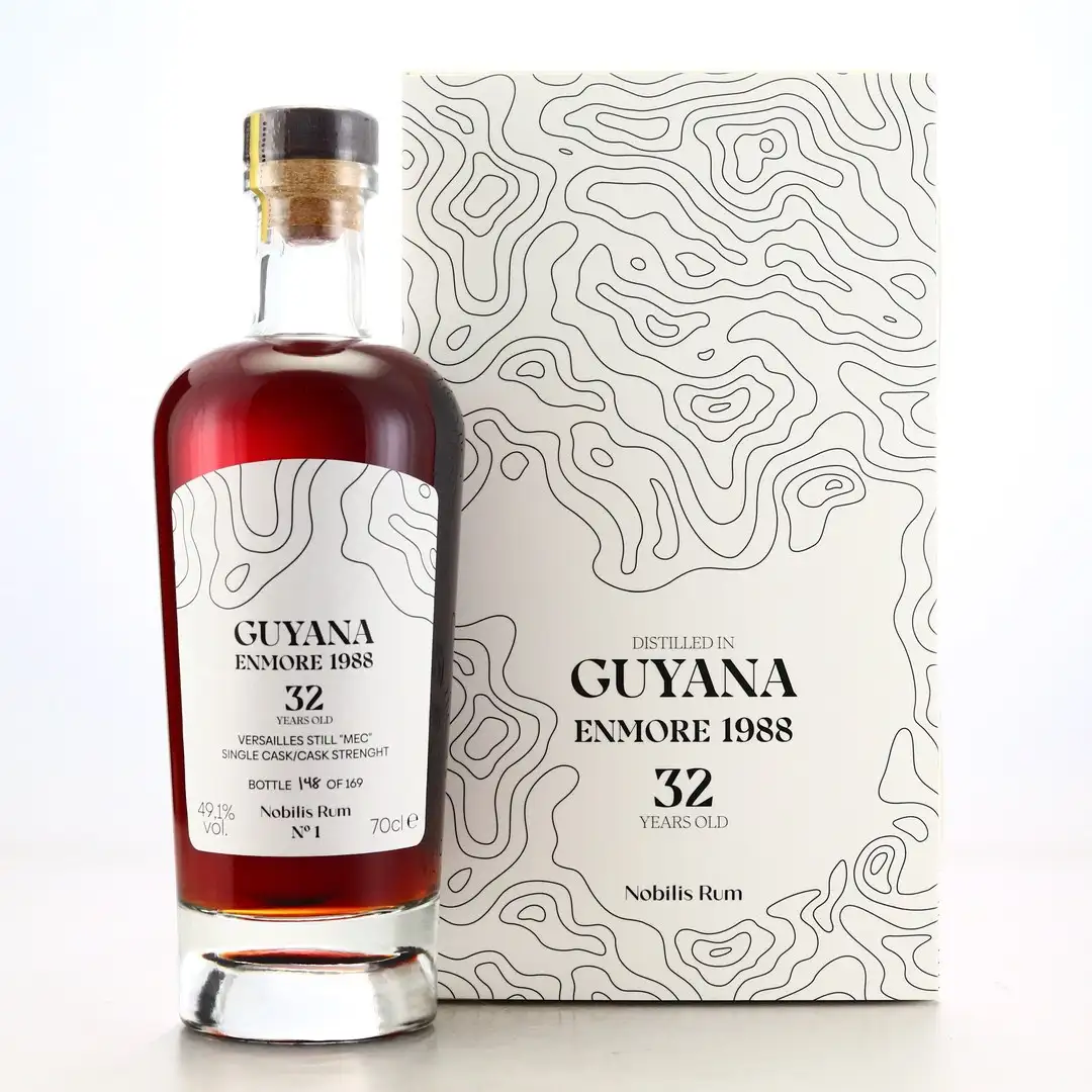 Bottle of Nobilis Enmore (Versailles) No. 1 MEC 1988