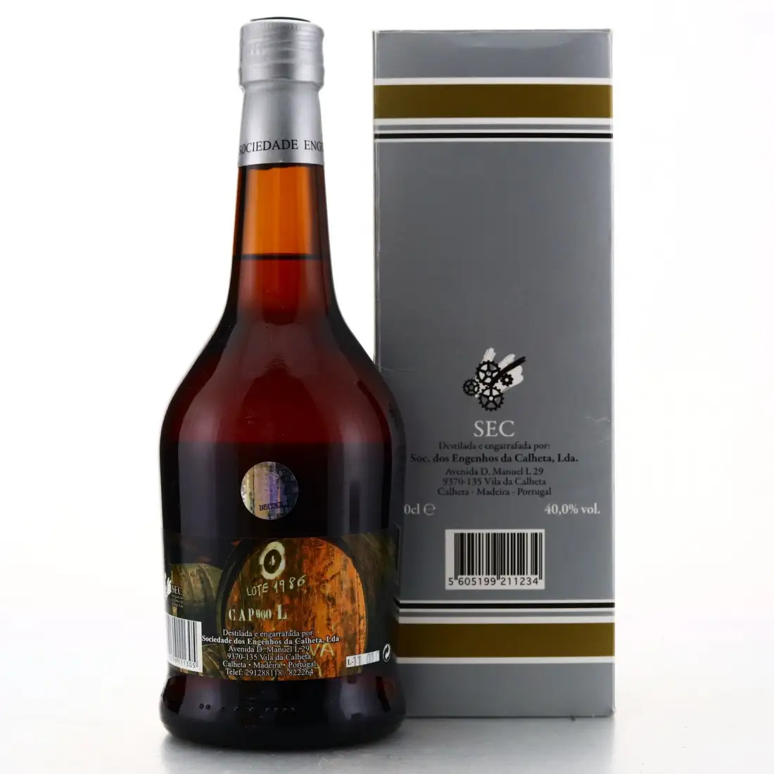 High resolution image of Engenhos da Calheta Aguardente Bracana